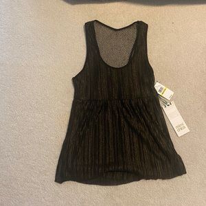 Hold and black party top, new with tags!